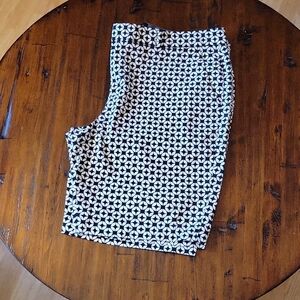 Banana Republic Geometric Black and White Women's Bermuda Shorts